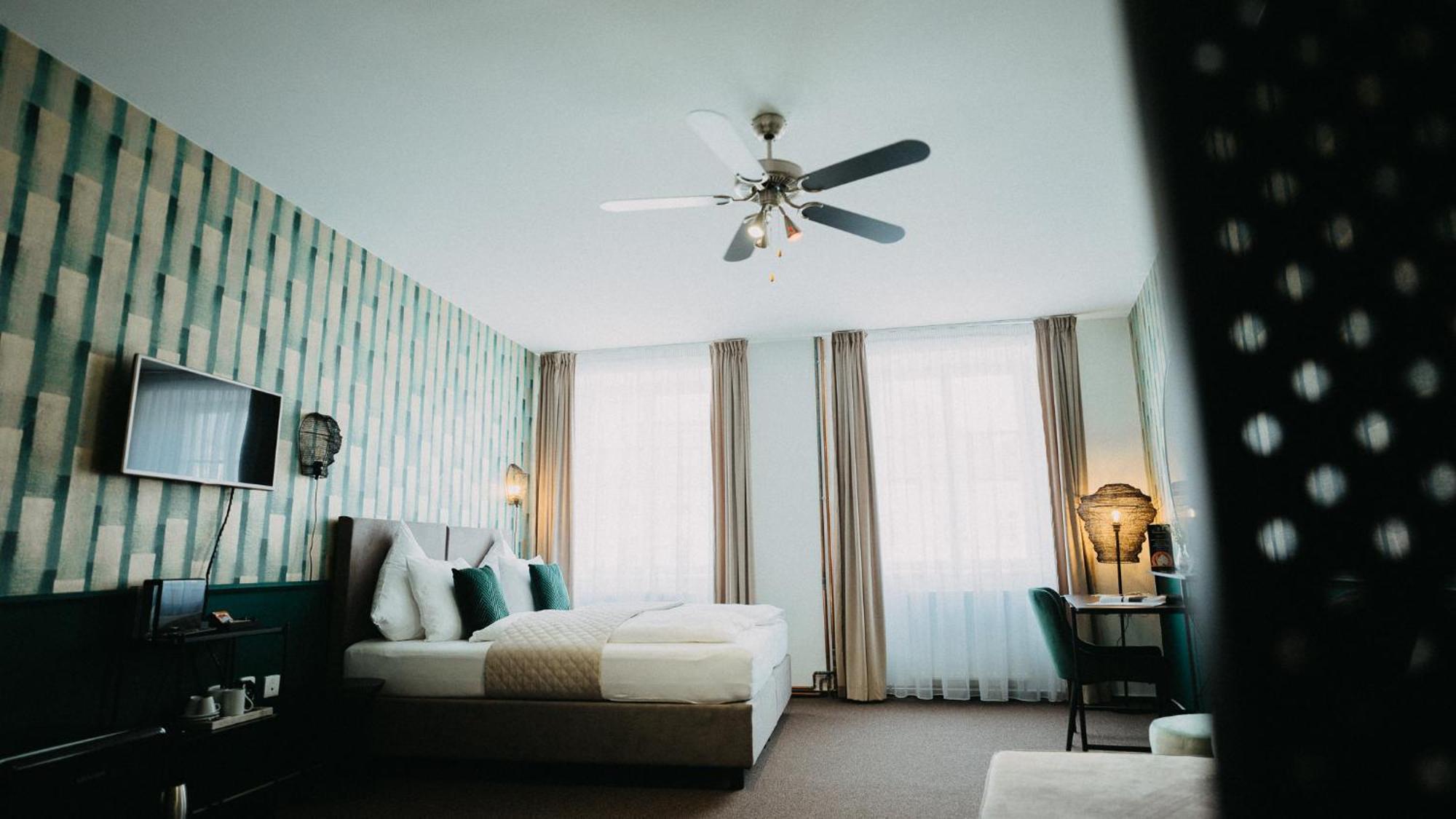 House Hotel Hradec Kralove Exterior photo