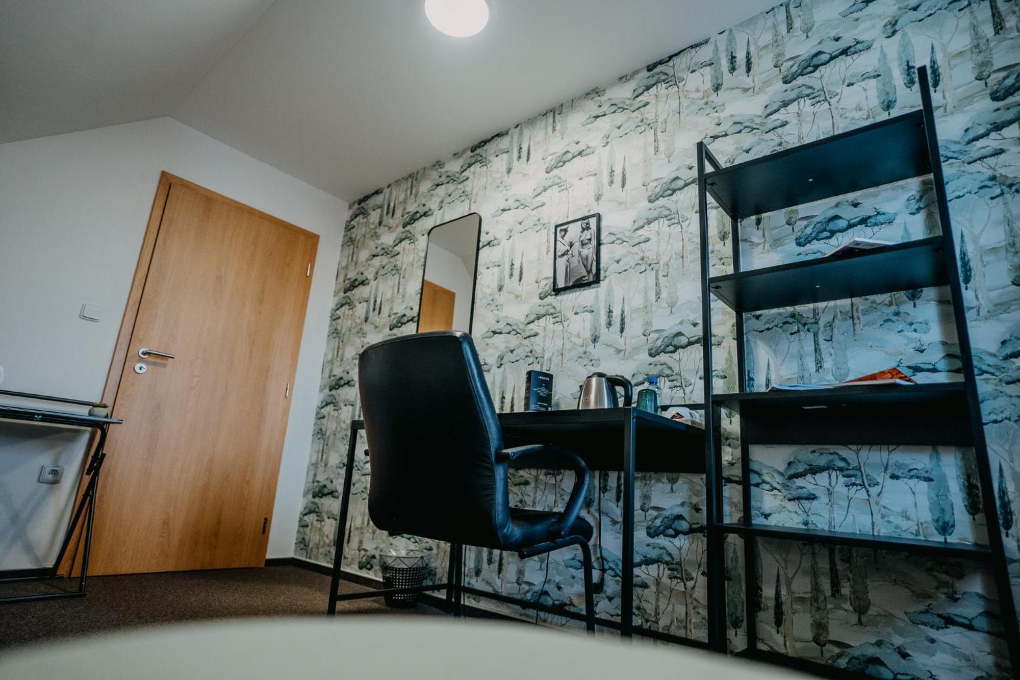 House Hotel Hradec Kralove Exterior photo